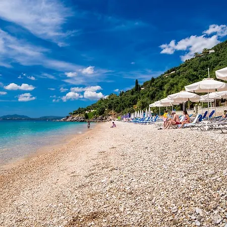 Krouzeri Apart-hotel Nisaki (Corfu)