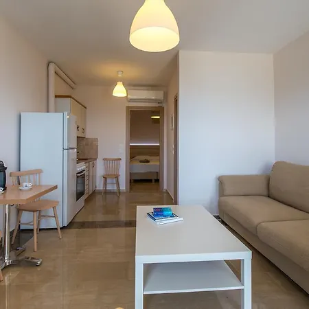 Krouzeri Apart-hotel Nisaki (Corfu)