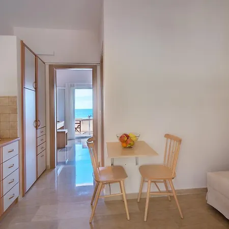 Krouzeri Apart-hotel Nisaki (Corfu)