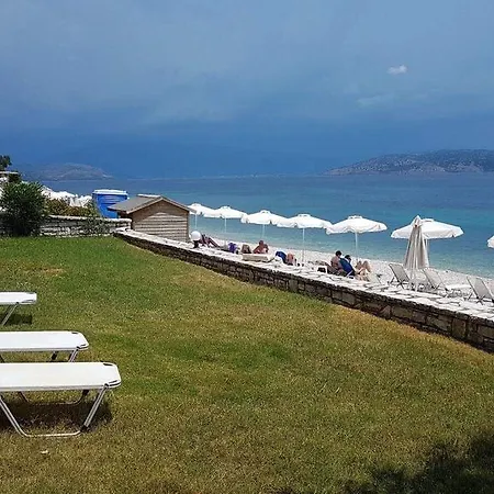 Apart-hotel Krouzeri *